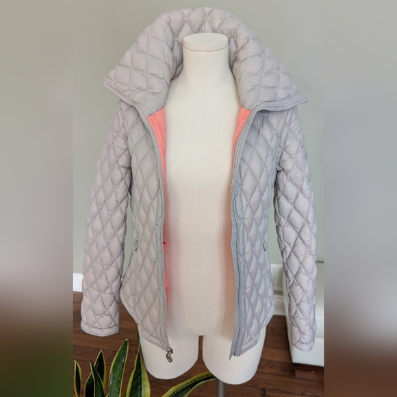 Michael Kors Puffer Jacket Women's Quilted Grey Fold Over Collar Size M - Picture 7 of 15